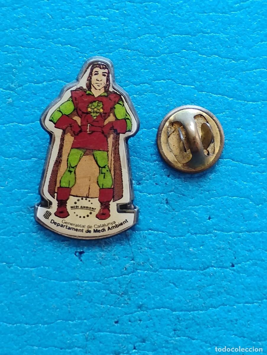 Pins de colecci&oacute;n: PIN CAPITA ENCIAM - DEPARTAMENT DE MEDI AMBIENT