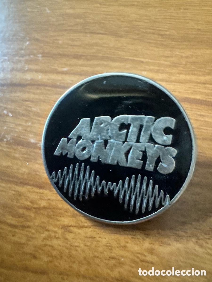 Pins de colecci&oacute;n: Pin arctic Monkeys rock pop
