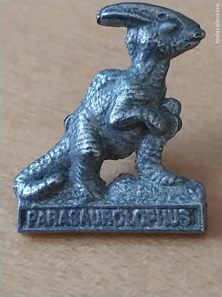 Pins de colecci&oacute;n: PARASAUROLOPHUS DINOSAURIO PIN PINCHO METAL PLATEADO 2.2CMS ALTO VINTAGE