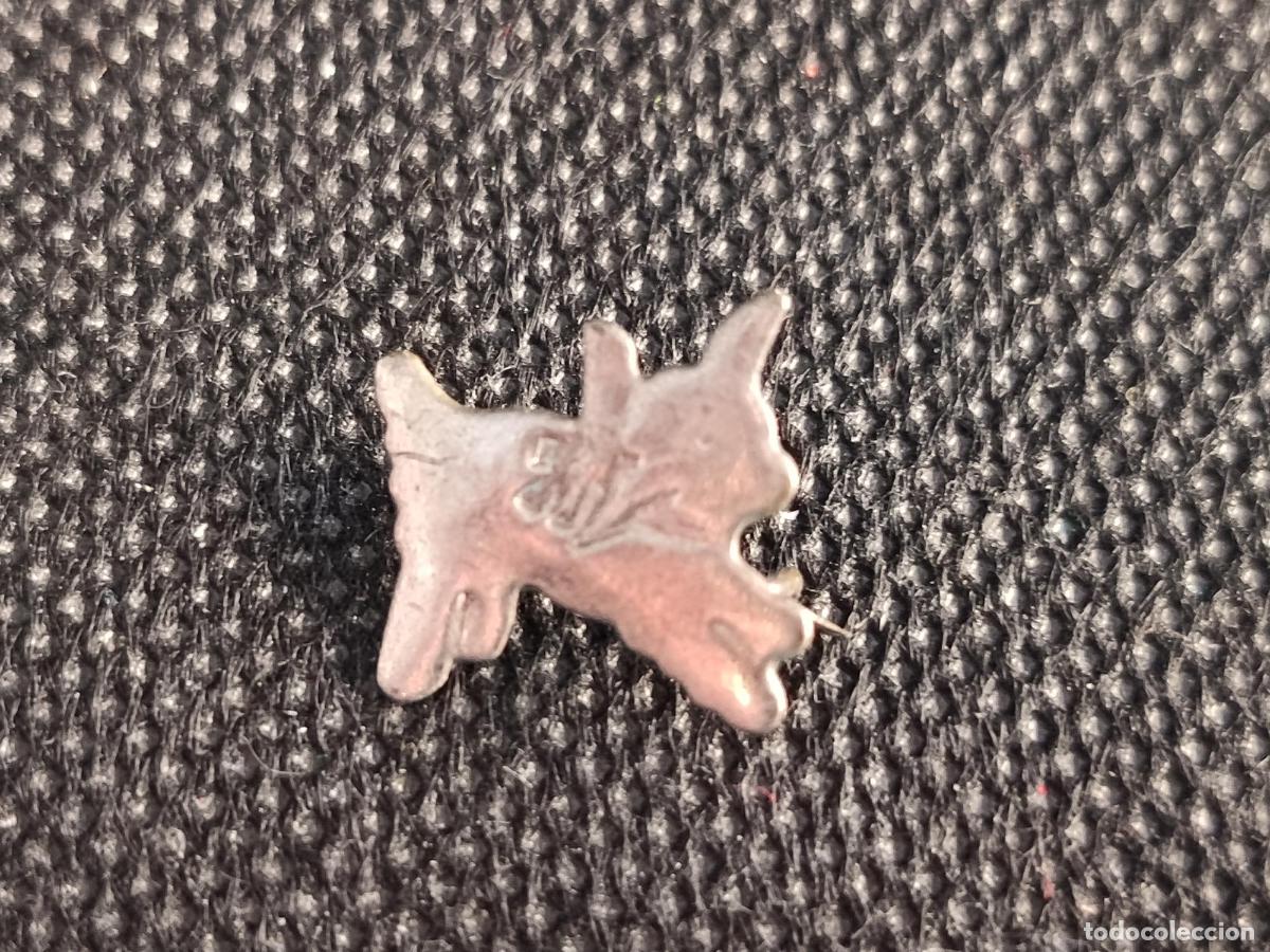 Pins de colecci&oacute;n: insignia antigua Norit el borreguito