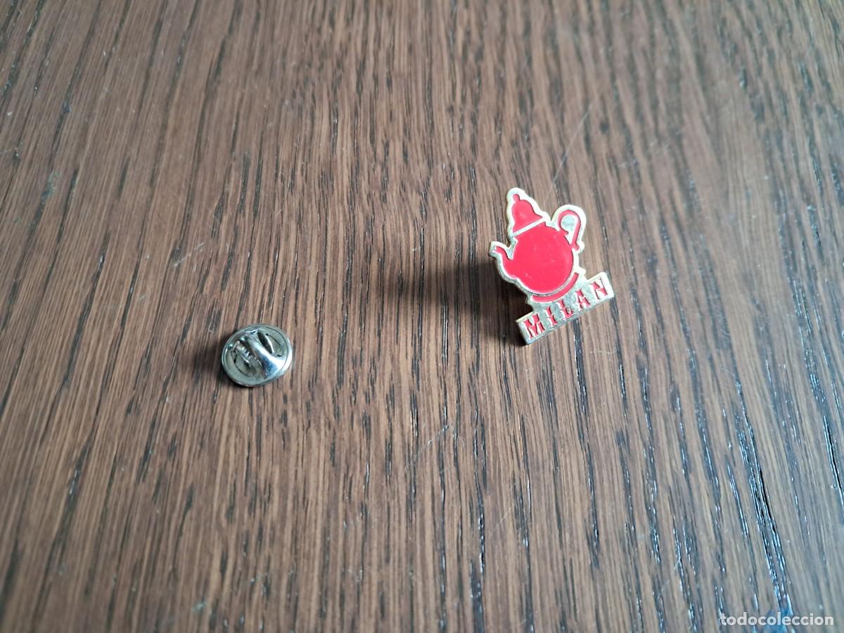 Pins de colecci&oacute;n: pin de publicidad, Milan.