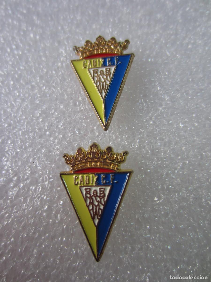 Pins de colecci&oacute;n: Pin Deportivo Cadiz Club de Futbol (Lote de 2)