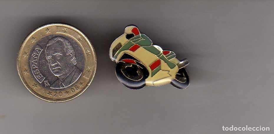 Pins de cole&ccedil;&atilde;o: PINS MOTOCICLISMO EL DE LA IMAGEN