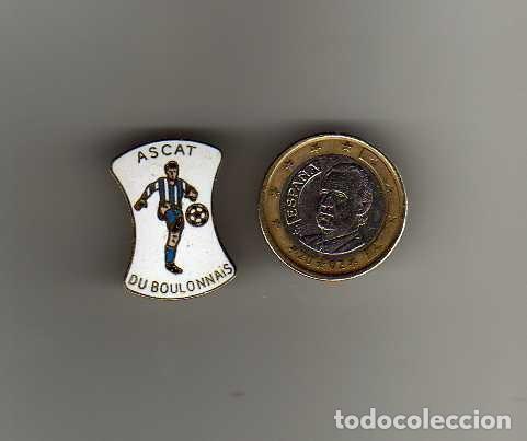 Pins de colecci&oacute;n: PINS FUTBOL ASCAT EL DE LA IMAGEN