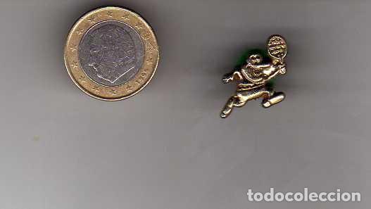 Pins de colecci&oacute;n: PINS TENISTA EL JUEVES EL DE LA IMAGEN