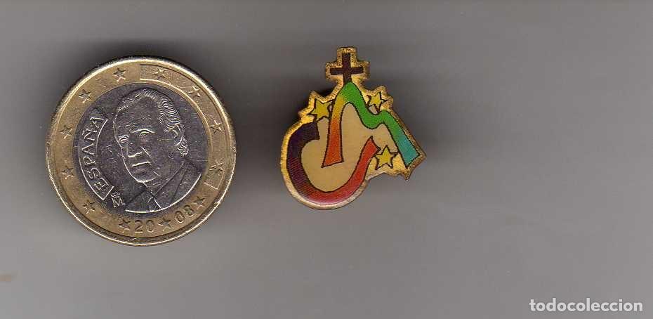Pins de colecci&oacute;n: PINS CM IGLESIA EL DE LA IMAGEN