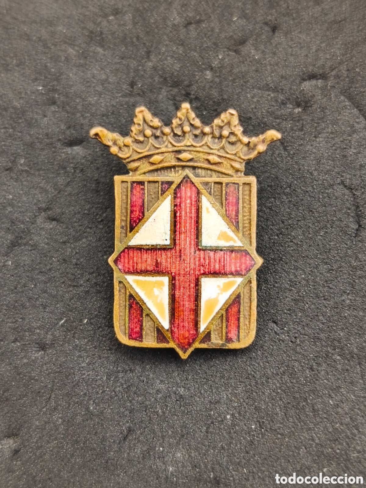 Pins de colecci&oacute;n: Insignia diputacion Barcelona