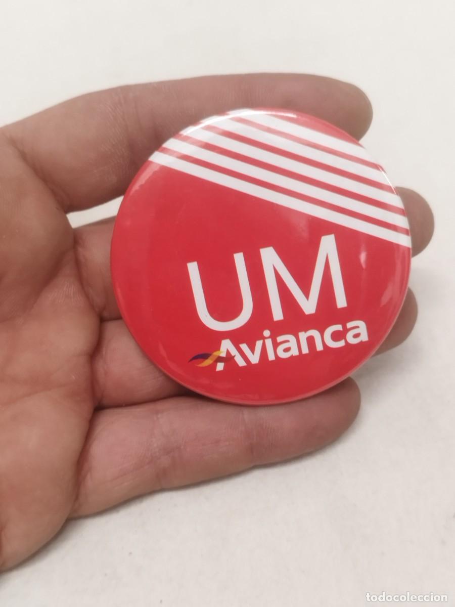 Pins de colecci&oacute;n: Gran chapa publicidad aerol&iacute;nea Avianca UM.