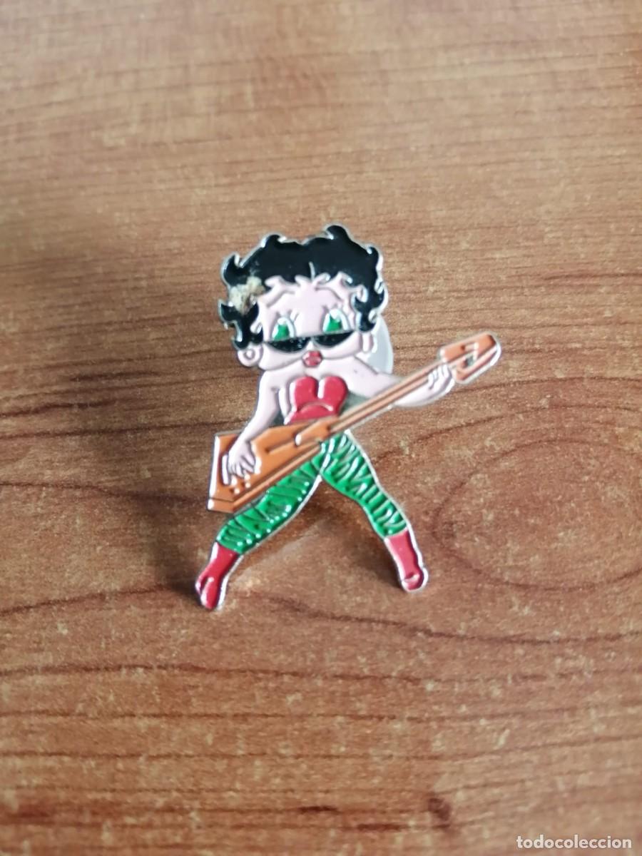 Pins de colecci&oacute;n: PIN BETTY BOOP ROCKERA