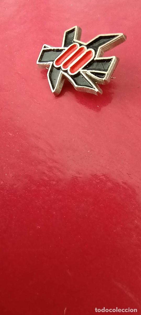 Pins de colecci&oacute;n: No pin - Insignia imperdible - Pol&iacute;tico vasco