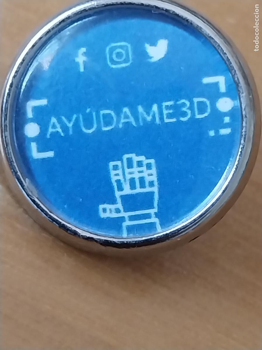 Pins de colecci&oacute;n: AYUDAME 3D FACEBOOK INSTA TWITER PIN PINCHO 2CMS