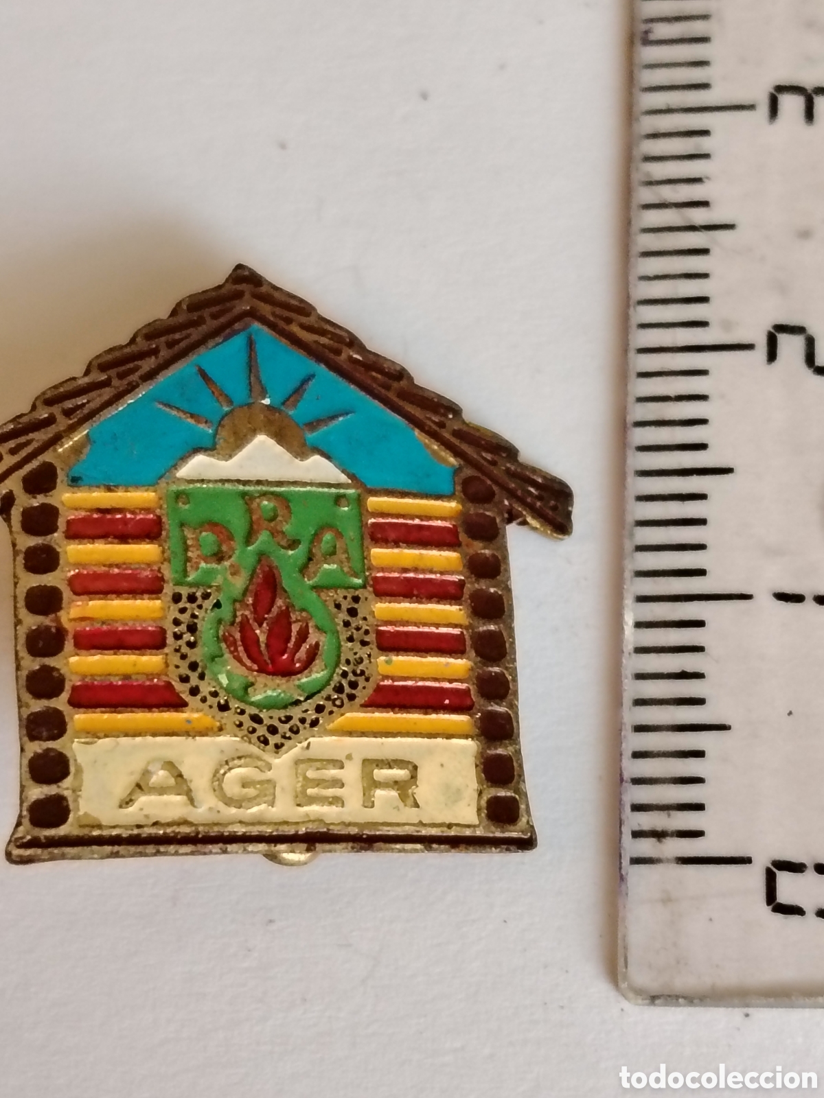 Pins de colecci&oacute;n: Insignia poblaci&oacute;n de Ager