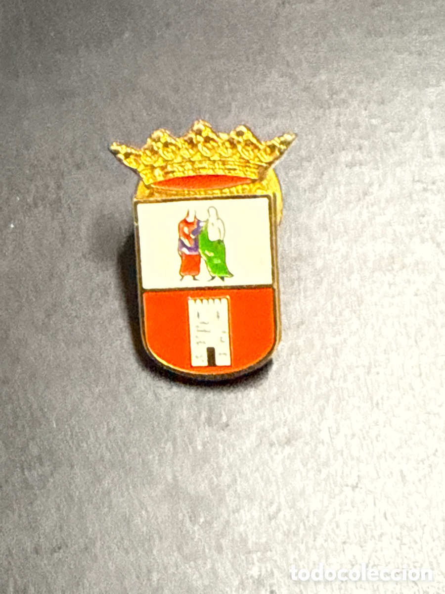 Pins de colecci&oacute;n: Pin Escudo de Dos Hermanas (Sevilla) &ndash; Insignia Her&aacute;ldica Esmaltada &ndash; Vintage.