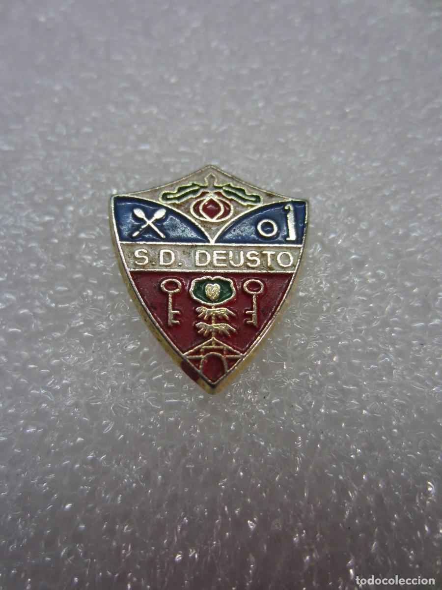 Pins de colecci&oacute;n: Pin Futbol SD Sociedad Deportiva Deusto (Bilbao)