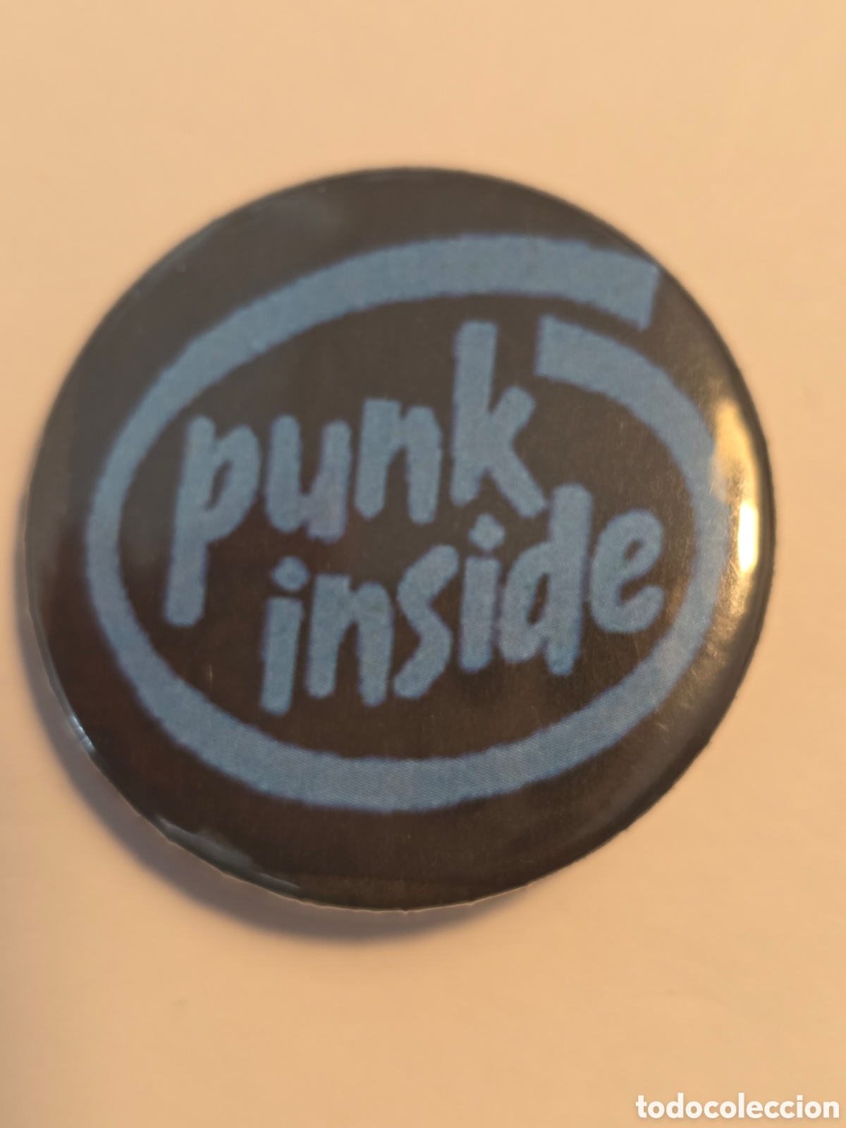 Pins de colecci&oacute;n: CHAPA PUNK INSIDE 38mm