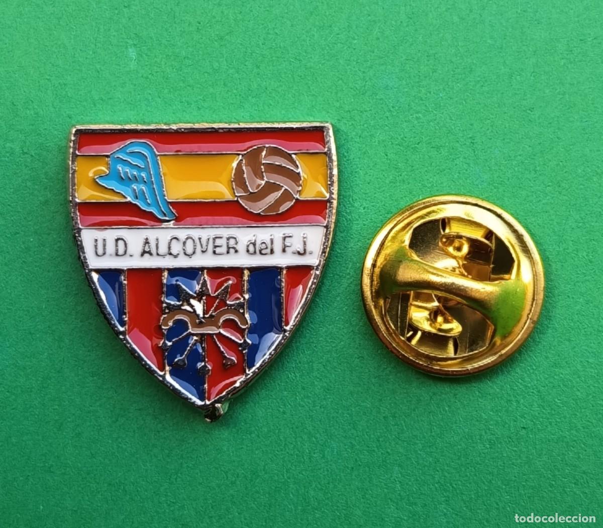 Pins de colecci&oacute;n: PIN FUTBOL - NO ESMALTE - U.D. ALCOVER DEL FRENTE DE JUVENTUDES - ALCOVER - TARRAGONA -- 130110