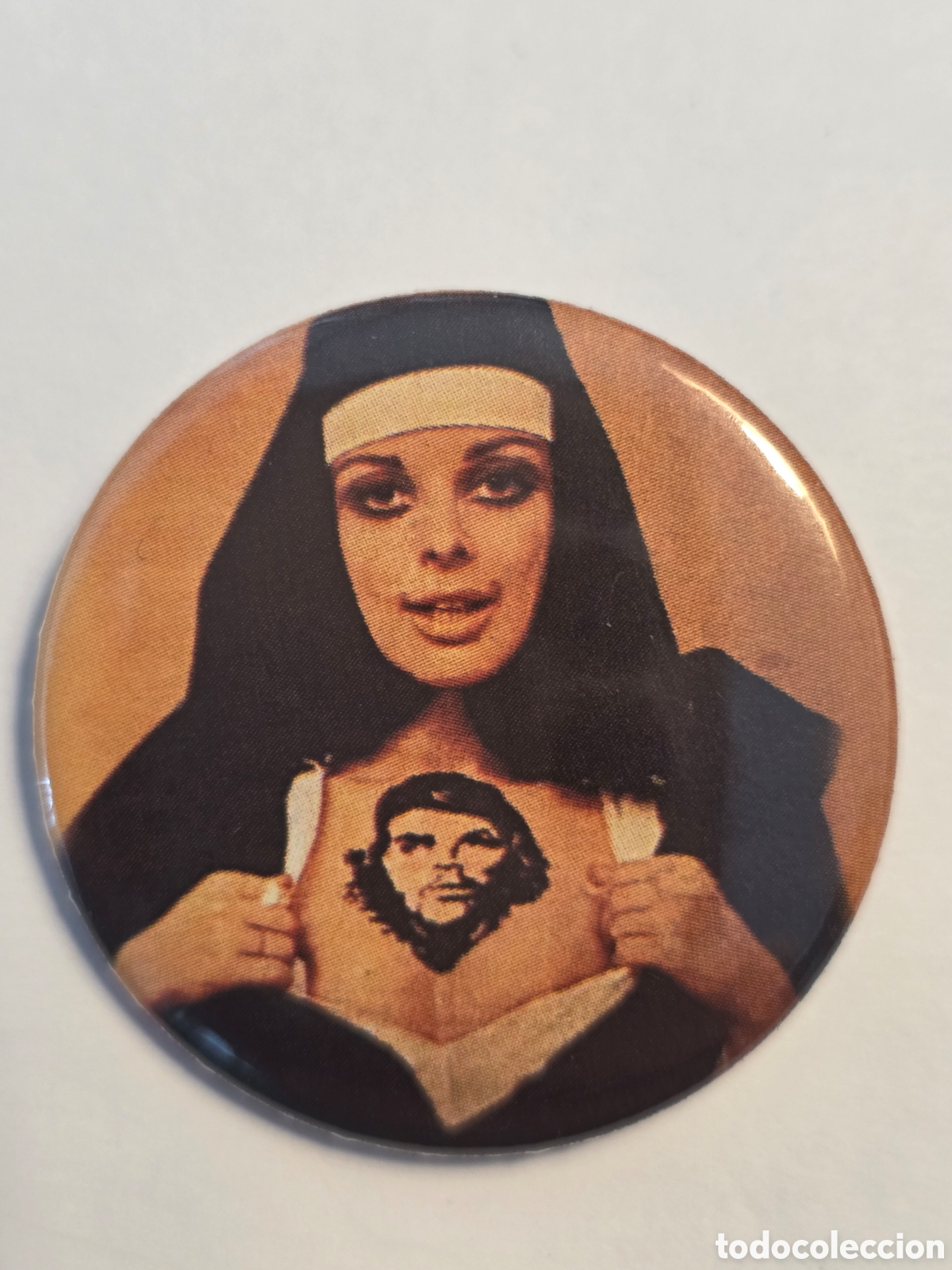 Pins de colecci&oacute;n: CHAPA MONJA TATUAJE CHE..38mm