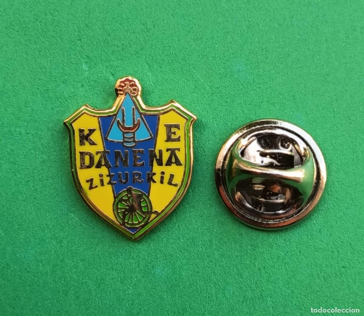 Pins de colecci&oacute;n: PIN FUTBOL - ESMALTE - DANENA KIROL ELKARTEA - ZIZURKIL - GUIPUZCOA -- 130117