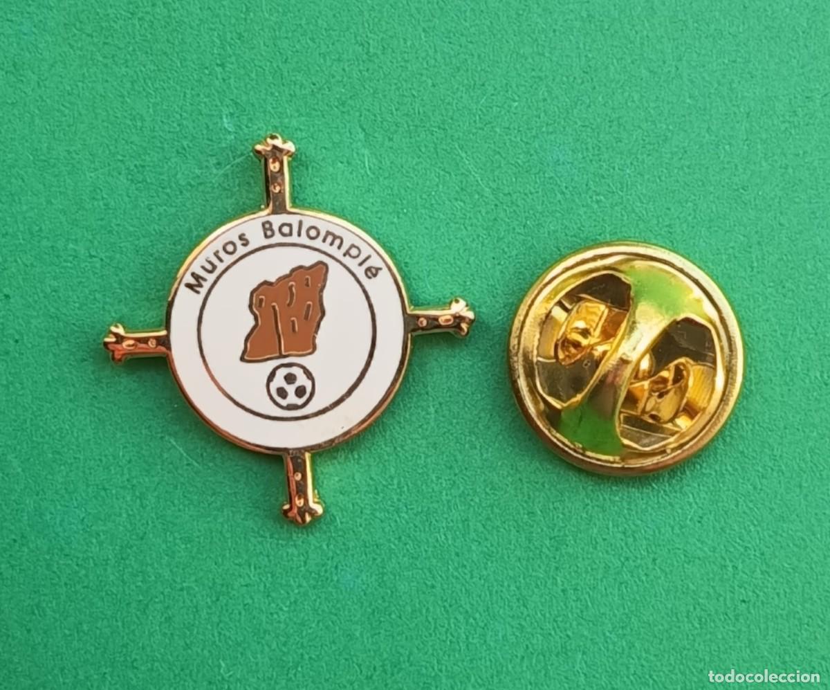 Pins de colecci&oacute;n: PIN FUTBOL - ESMALTE - MUROS BALOMPIE - MUROS DE NALON - ASTURIAS -- 130121