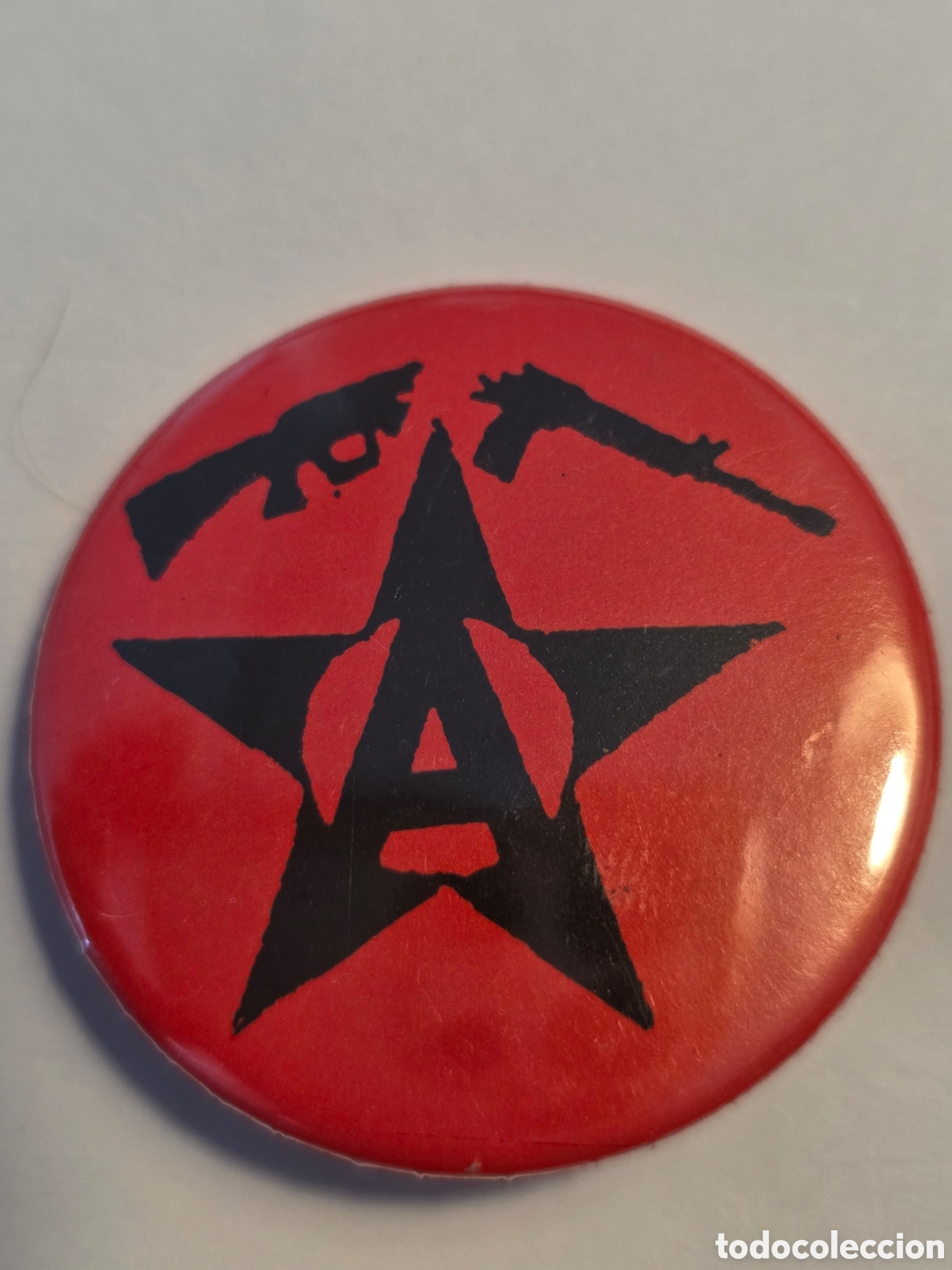 Pins de colecci&oacute;n: CHAPA ANARQUIA..38mm