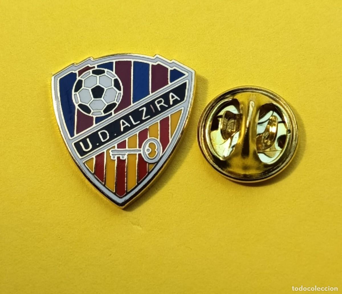 Pins de colecci&oacute;n: PIN FUTBOL - ESMALTE - U.D. ALZIRA - ALZIRA - VALENCIA -- 130142