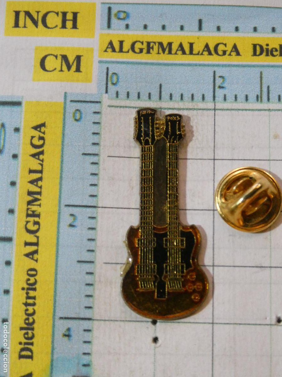Pins de colecci&oacute;n: PIN DE M&Uacute;SICA INSTRUMENTOS MUSICALES. DOBLE GUITARRA EL&Eacute;CTRICA
