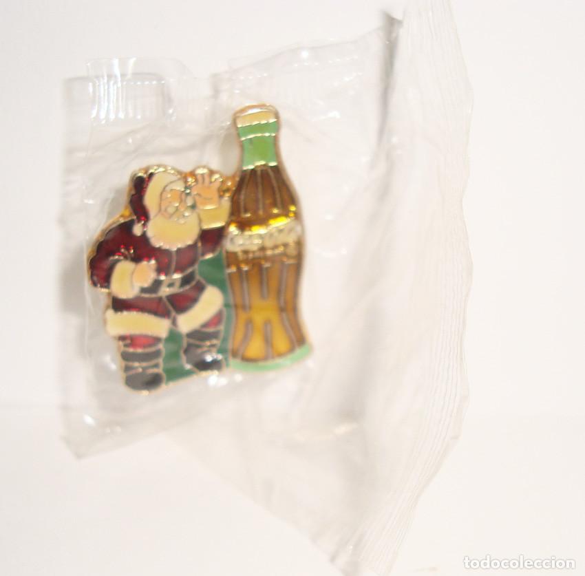 Pins de colecci&oacute;n: PIN COCA COLA CON PAPA NOEL - NUEVO EN BOLSA ORIGINAL - PROMOCIONAL