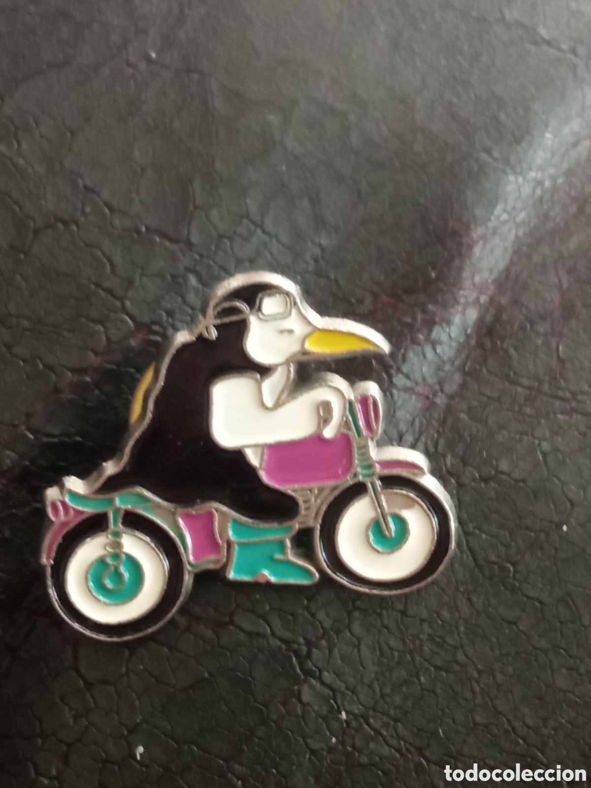 Pins de colecci&oacute;n: Pins motero, Ping&uuml;ino