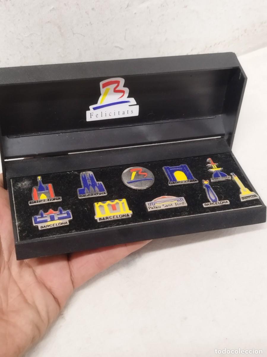 Pins de colecci&oacute;n: Colecci&oacute;n de 10 pins, conmemorativos de Barcelona. Sagrada Familia, Gaudi, colon.