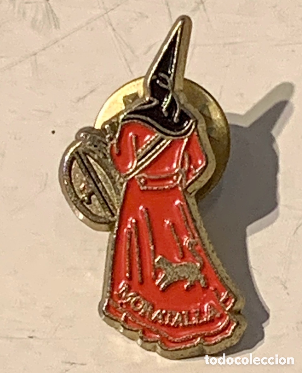 Pins de colecci&oacute;n: Pin. Nazareno. Metal y esmalte. Moratalla. Murcia.