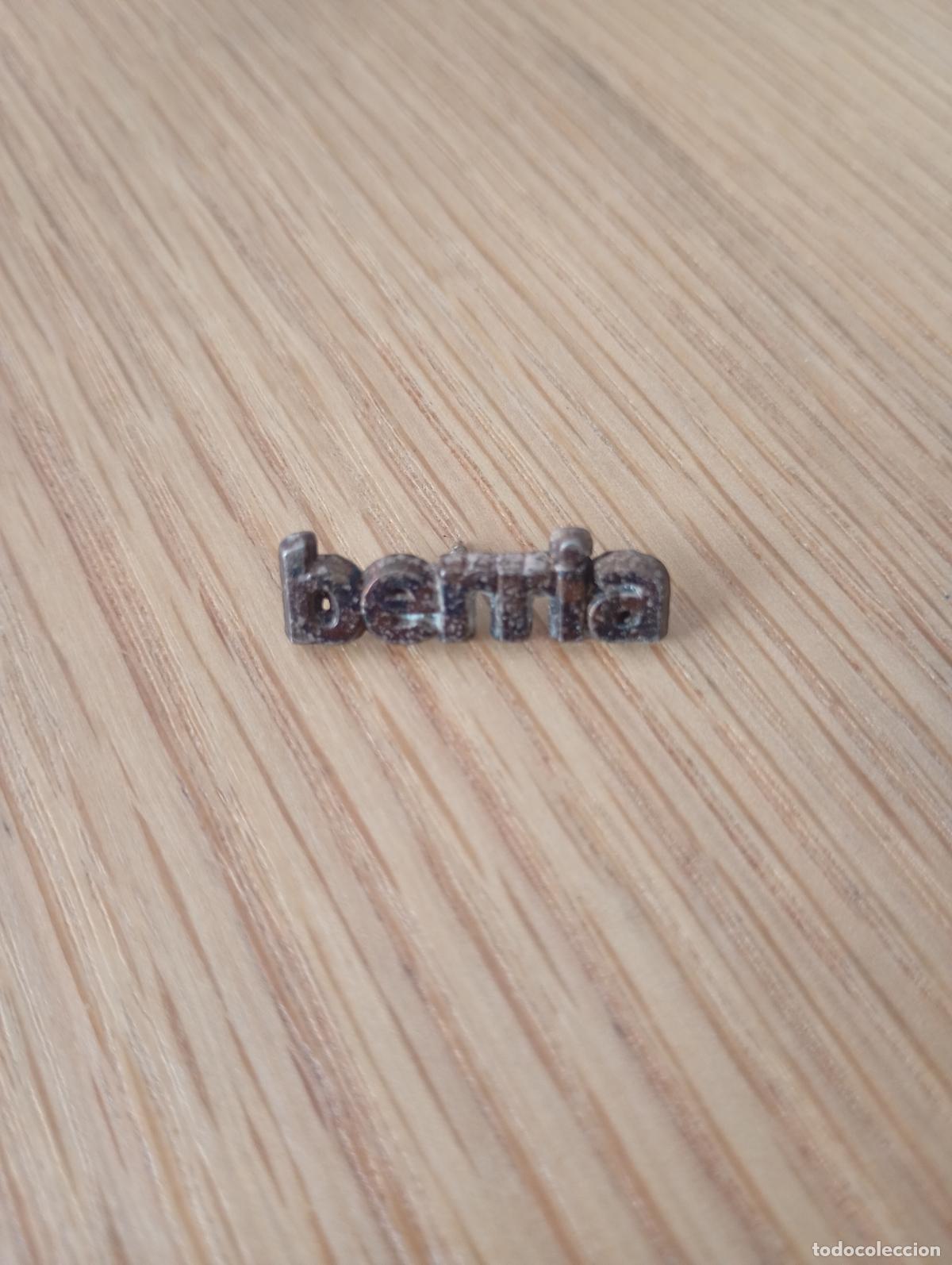 Pins de colecci&oacute;n: Pin pol&iacute;tico. Izquierda abertzale. (Pins pol&iacute;ticos)