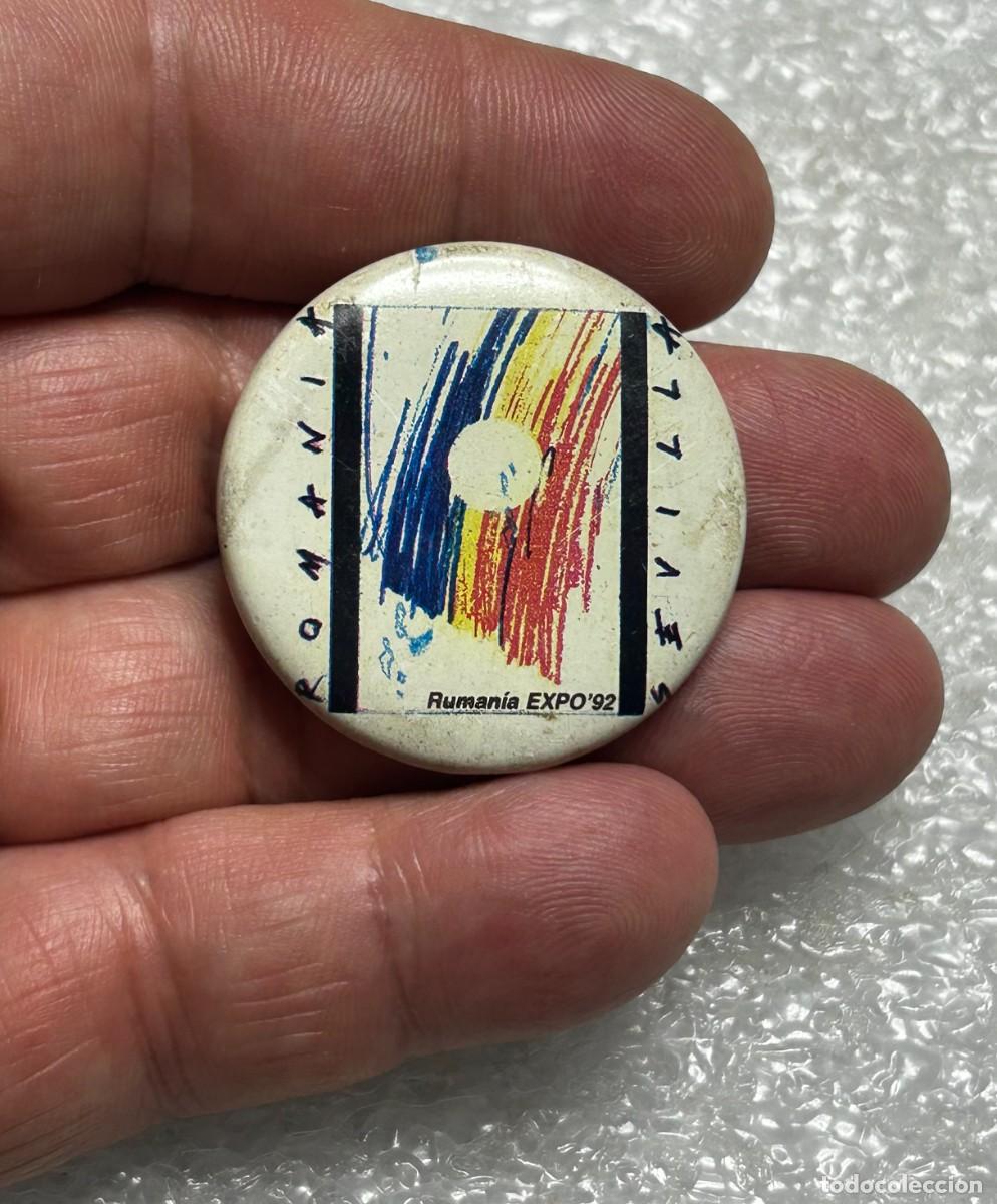 Pins de colecci&oacute;n: 3761.Chapa conmemorativa del pabell&oacute;n de Ruman&iacute;a en la Expo '92 de Sevilla