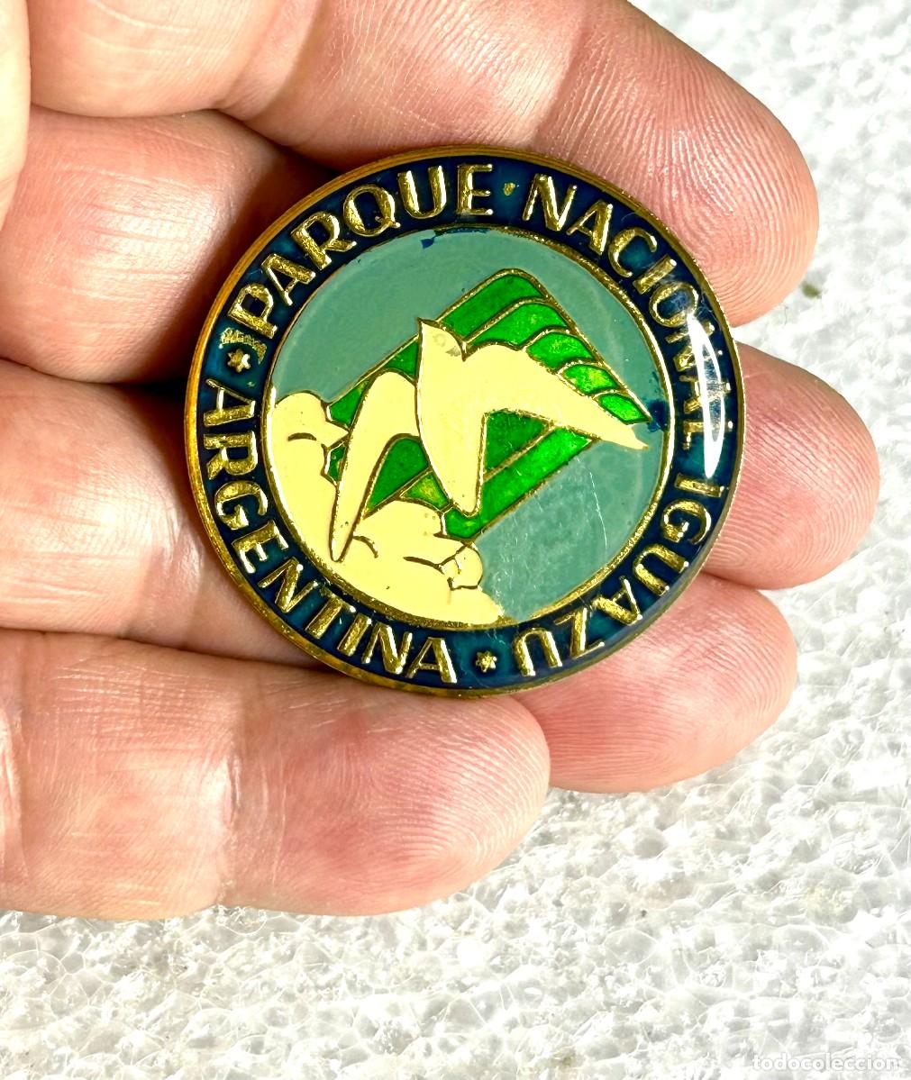 Pins de colecci&oacute;n: 3807.Insignia con el emblema oficial del Parque Nacional Iguaz&uacute; en Argentina