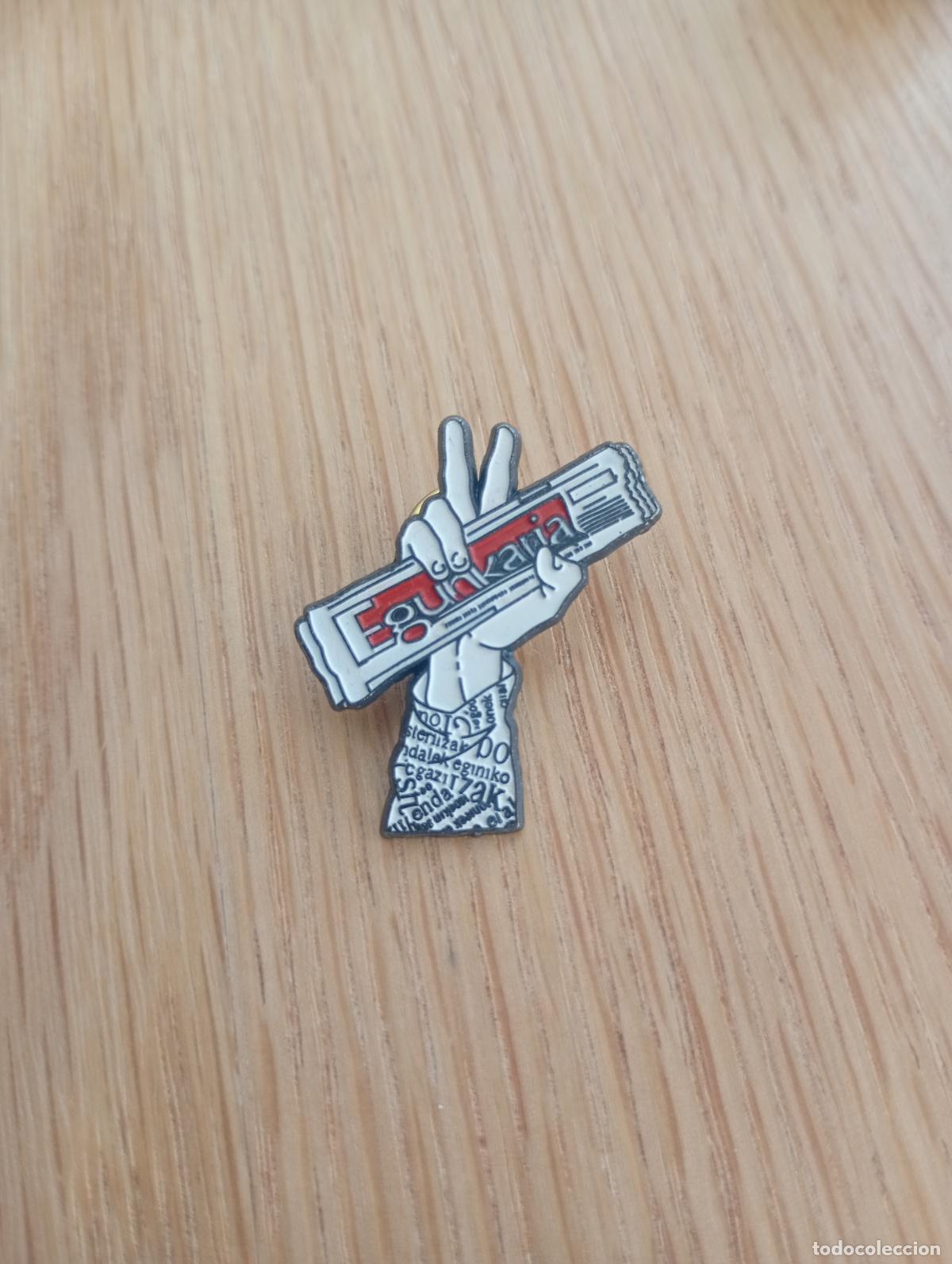 Sammlung von Pins: Pin pol&iacute;tico. Izquierda abertzale. (Pins pol&iacute;ticos)