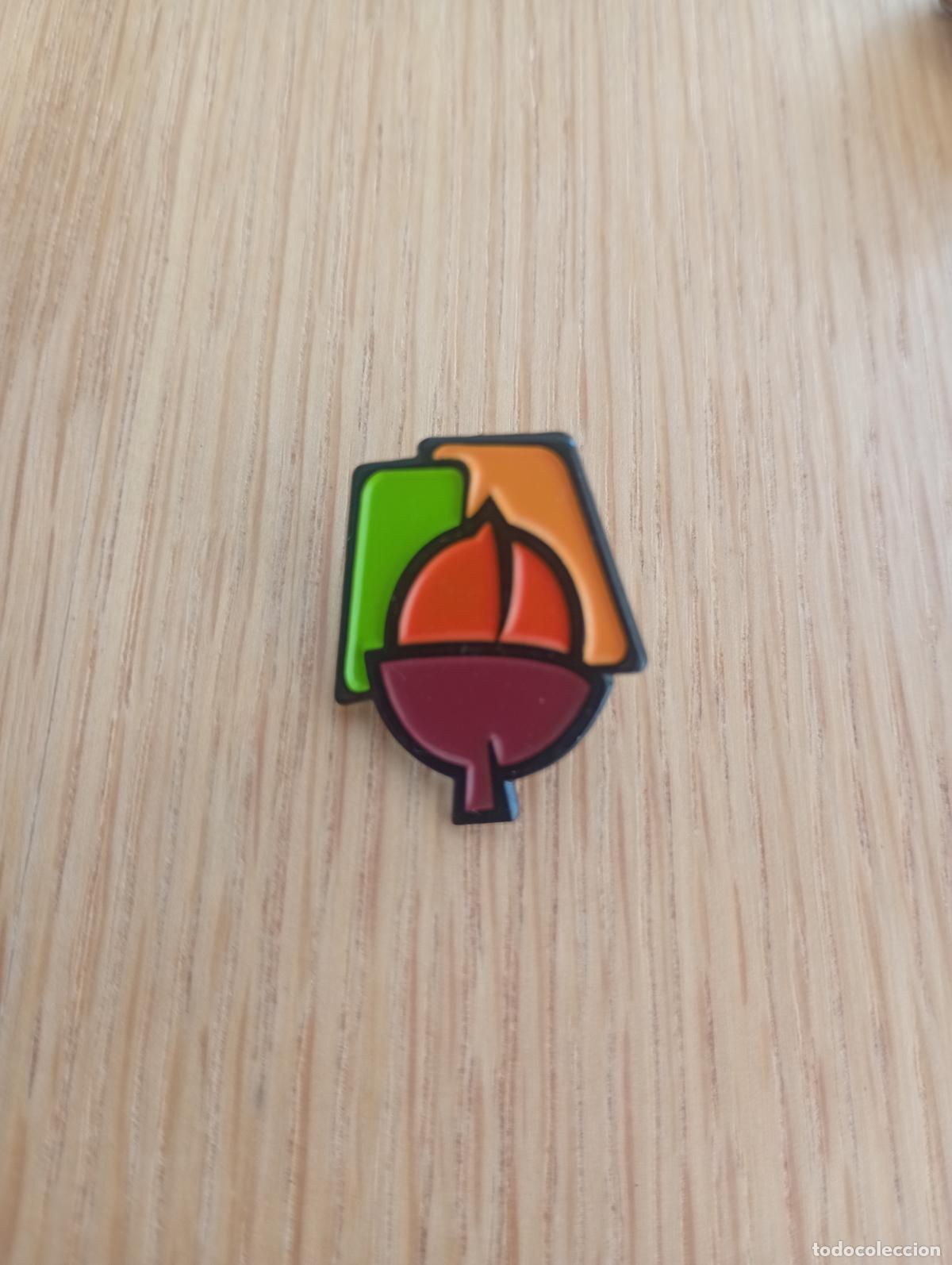 Sammlung von Pins: Pin pol&iacute;tico. Izquierda abertzale. (Pins pol&iacute;ticos)