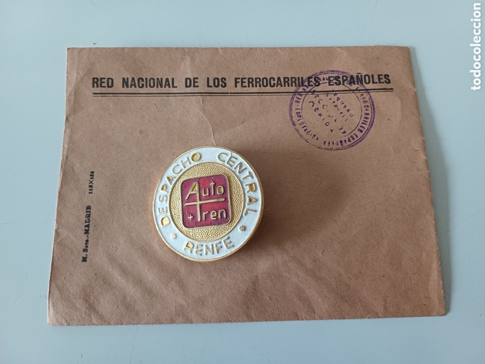 Pins de colecci&oacute;n: Pin de alfiler Despacho central Renfe Autotren