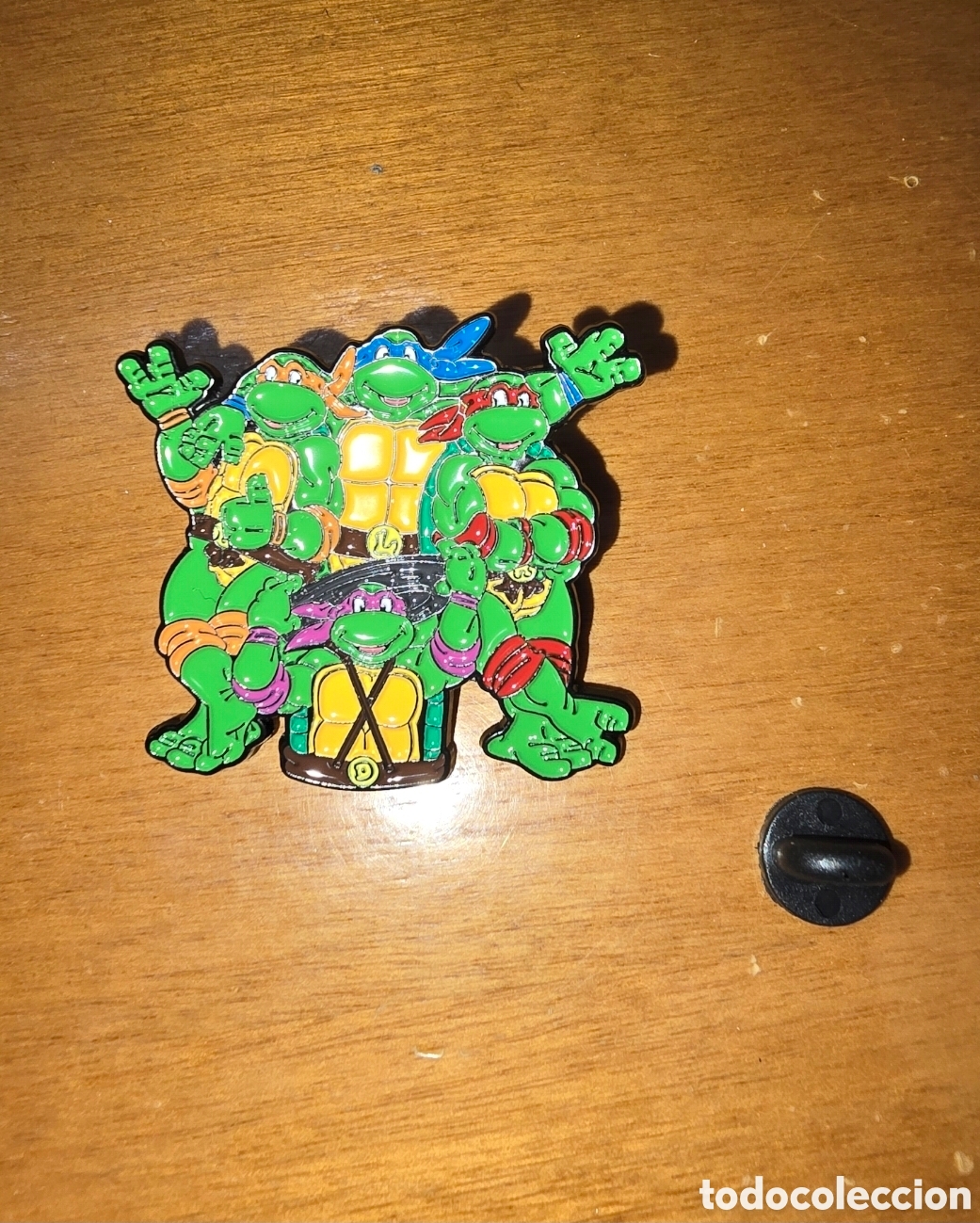 Pins de colecci&oacute;n: Pin met&aacute;lico insignia Tortugas Ninja dibujos animados