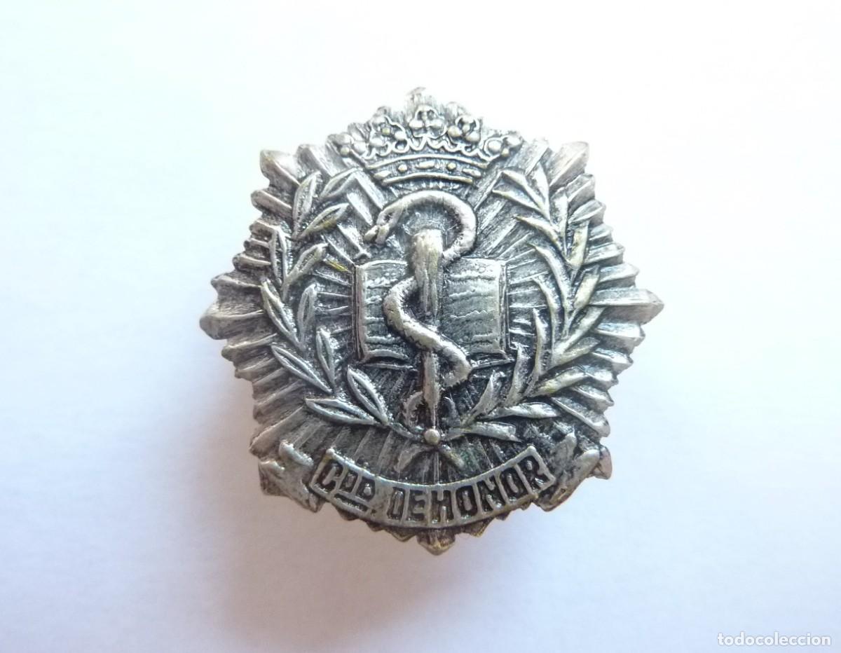 Collection pins: Insignia de ojal - Colegiado de Honor - Emblema solapa: Colegio Oficial de M&eacute;dicos