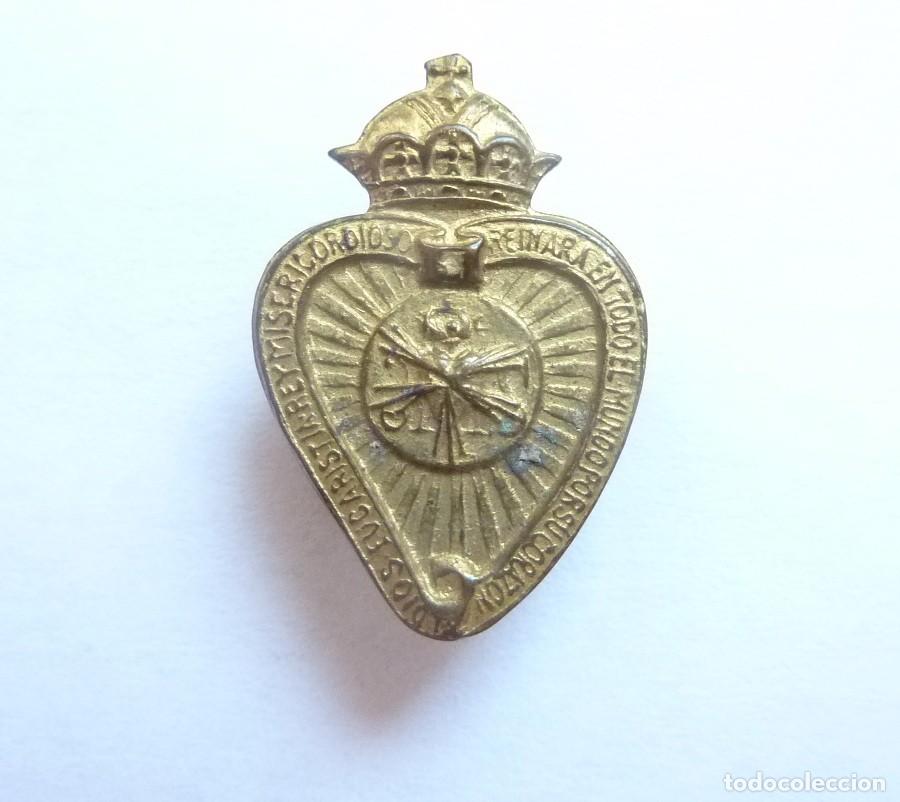 Collection pins: Insignia de ojal - Sagrado coraz&oacute;n de Jes&uacute;s - Emblema solapa: detente