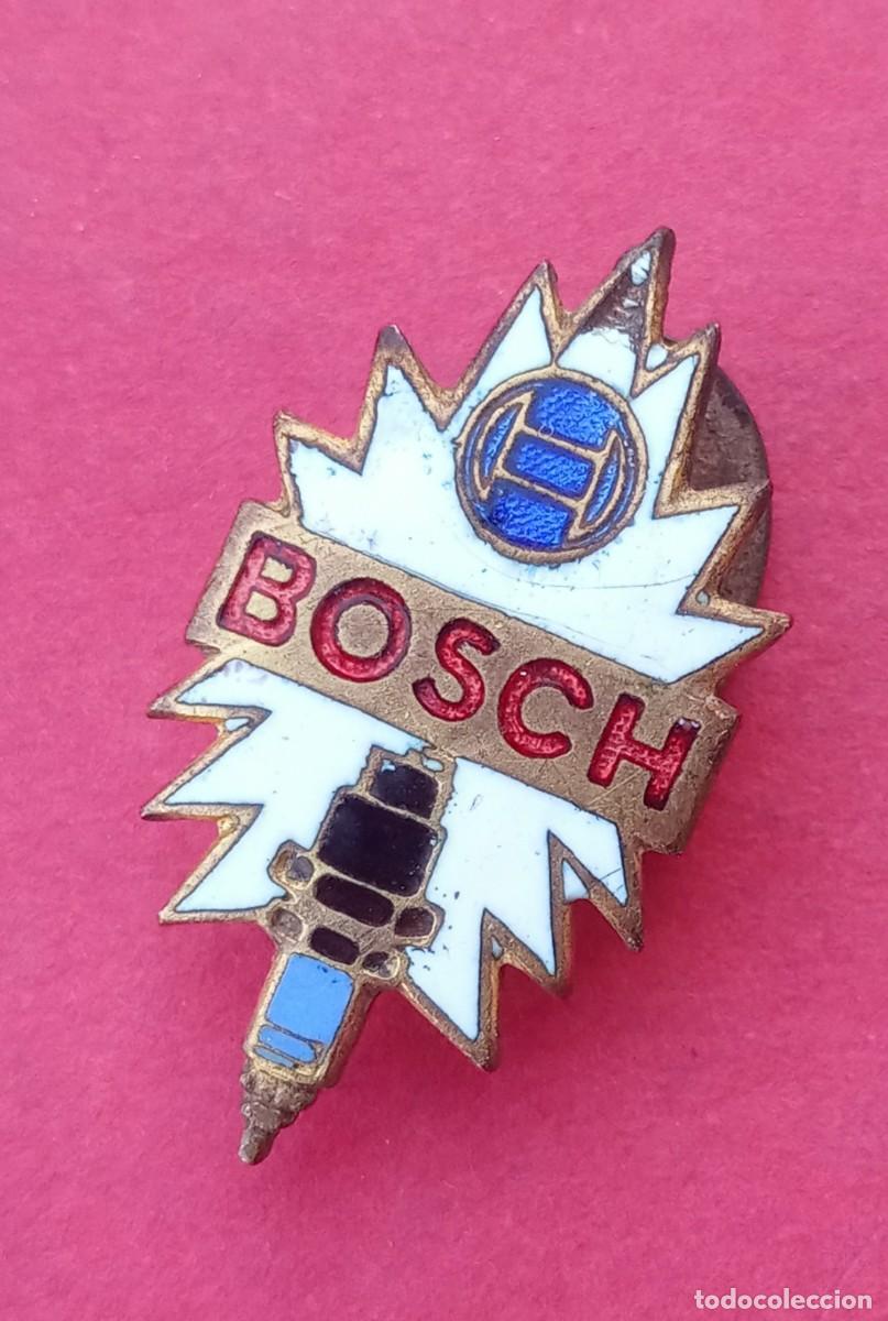 Pins de colecci&oacute;n: Insignia Antigua BUJIAS BOSCH. Motos. Coches.