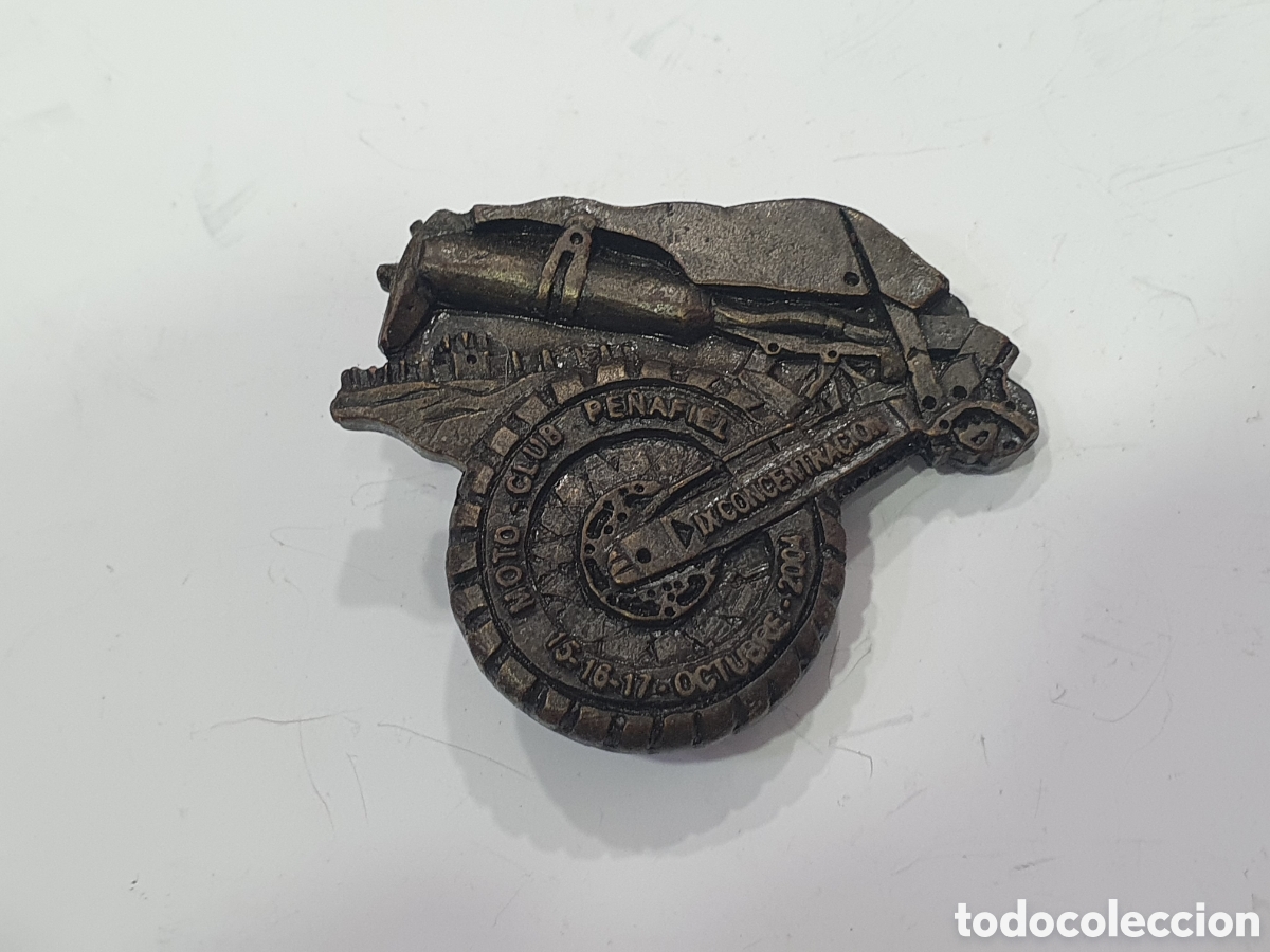 Pins de cole&ccedil;&atilde;o: Pin Moto Club Pe&ntilde;afiel. (L127)