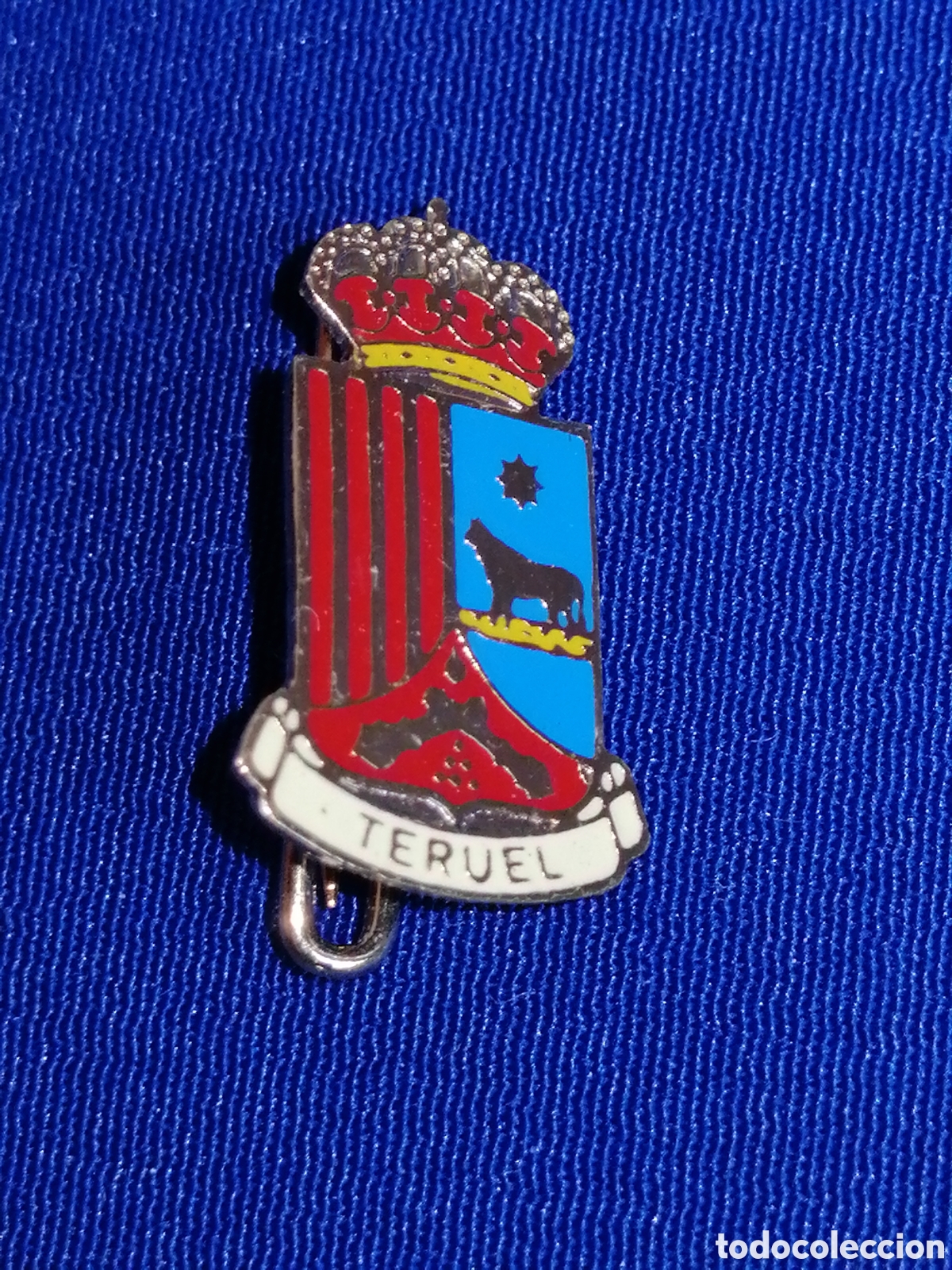 Pin's de collection: ESCUDO HER&Aacute;LDICO TERUEL INSIGNIA DE ALFILER