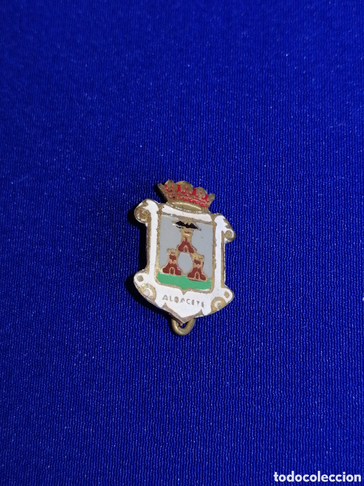 Pin's de collection: ESCUDO HER&Aacute;LDICO ALBACETE INSIGNIA DE ALFILER ANTIGUA