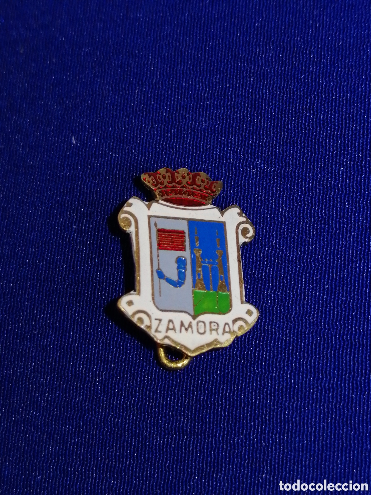Pin's de collection: ESCUDO HER&Aacute;LDICO ZAMORA INSIGNIA DE ALFILER ANTIGUA