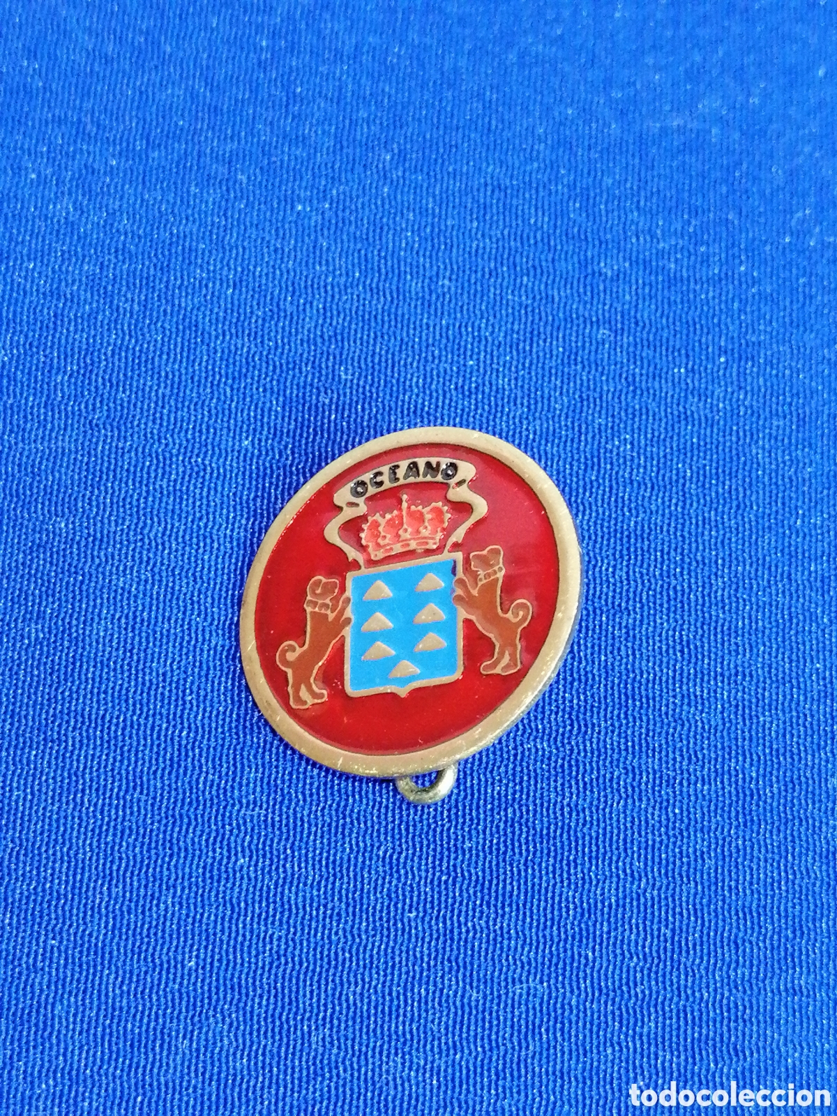 Pin's de collection: ESCUDO HER&Aacute;LDICO DE CANARIAS INSIGNIA DE ALFILER ANTIGUA