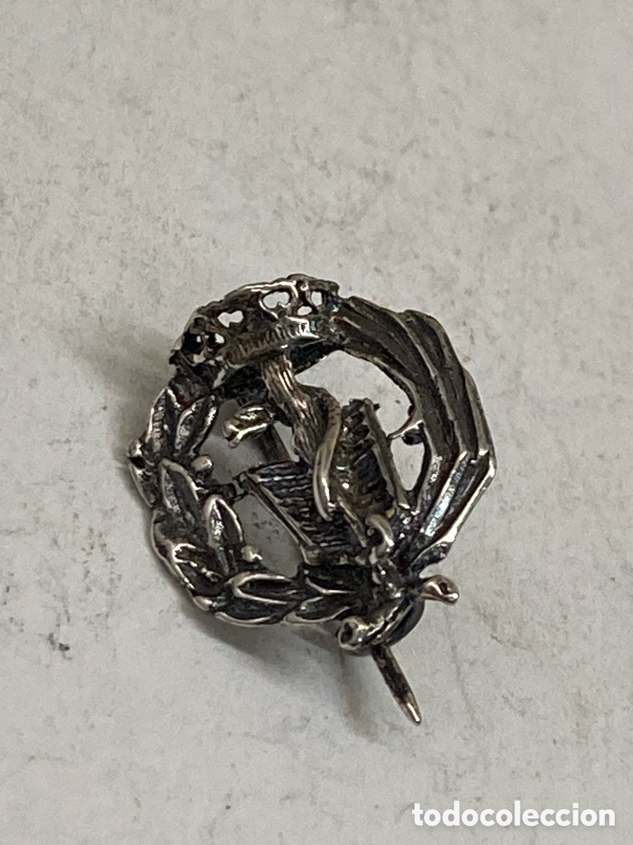 Pins de cole&ccedil;&atilde;o: Pin antiguo de plata insignia farmaceutico o medico /pin23