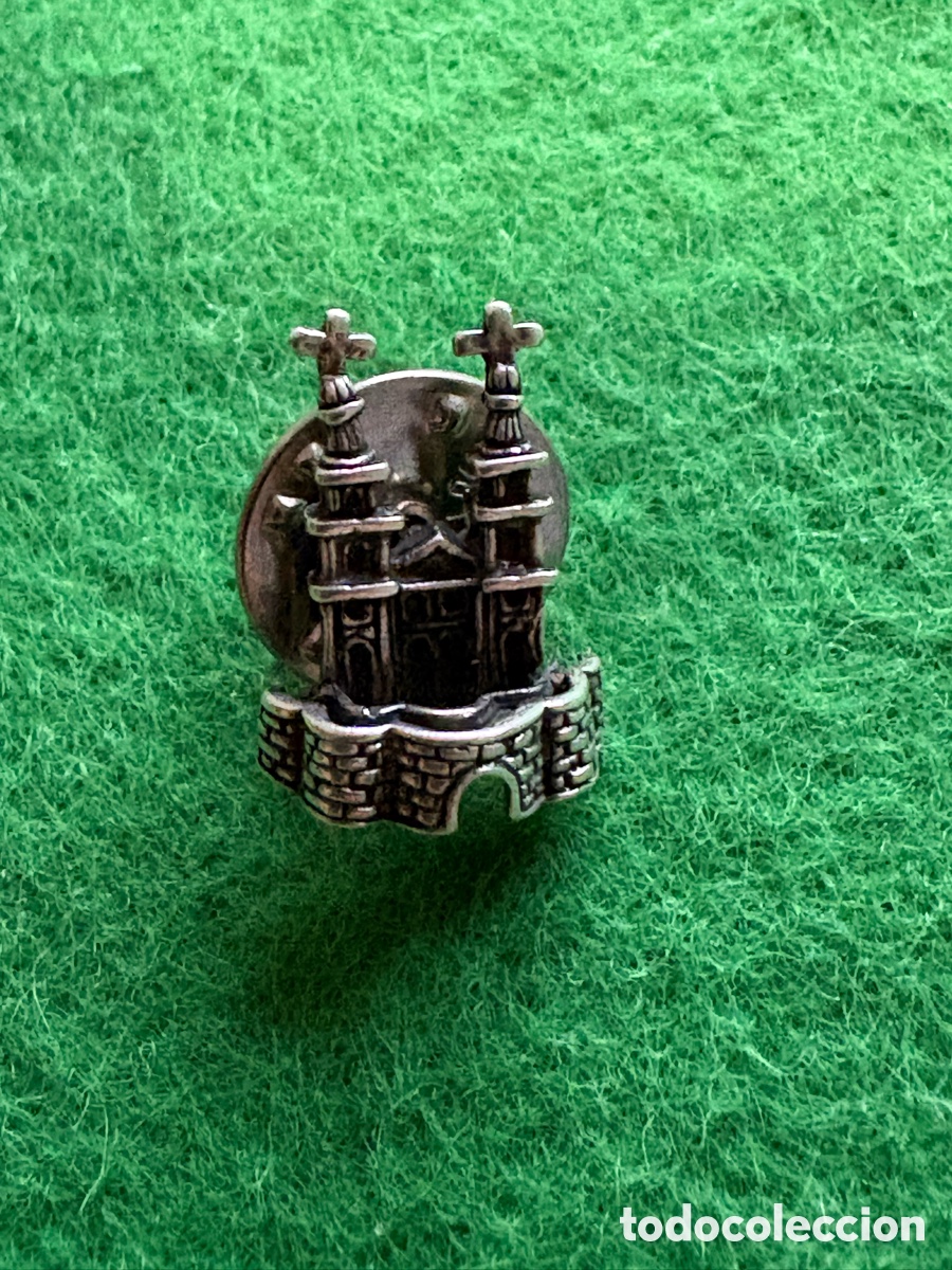 Pins de cole&ccedil;&atilde;o: Pin de plata catedral a catalogar (A2)