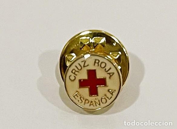 Pins de colecci&oacute;n: DIMINUTO PIN DE LA CRUZ ROJA ESPA&Ntilde;OLA