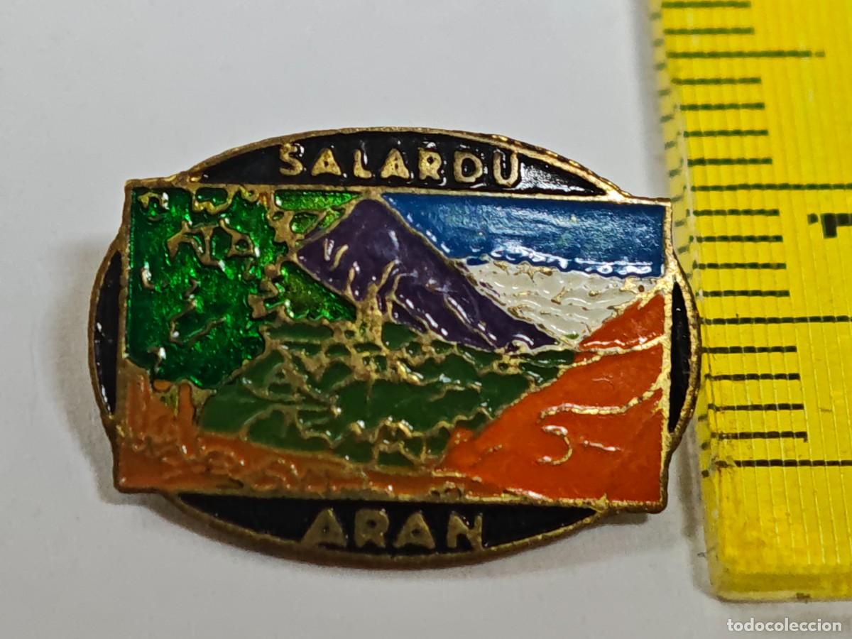 Pins de colecci&oacute;n: PIN ALFILER AGUJA SKY SALARDU ESCUDO A&Ntilde;OS 60