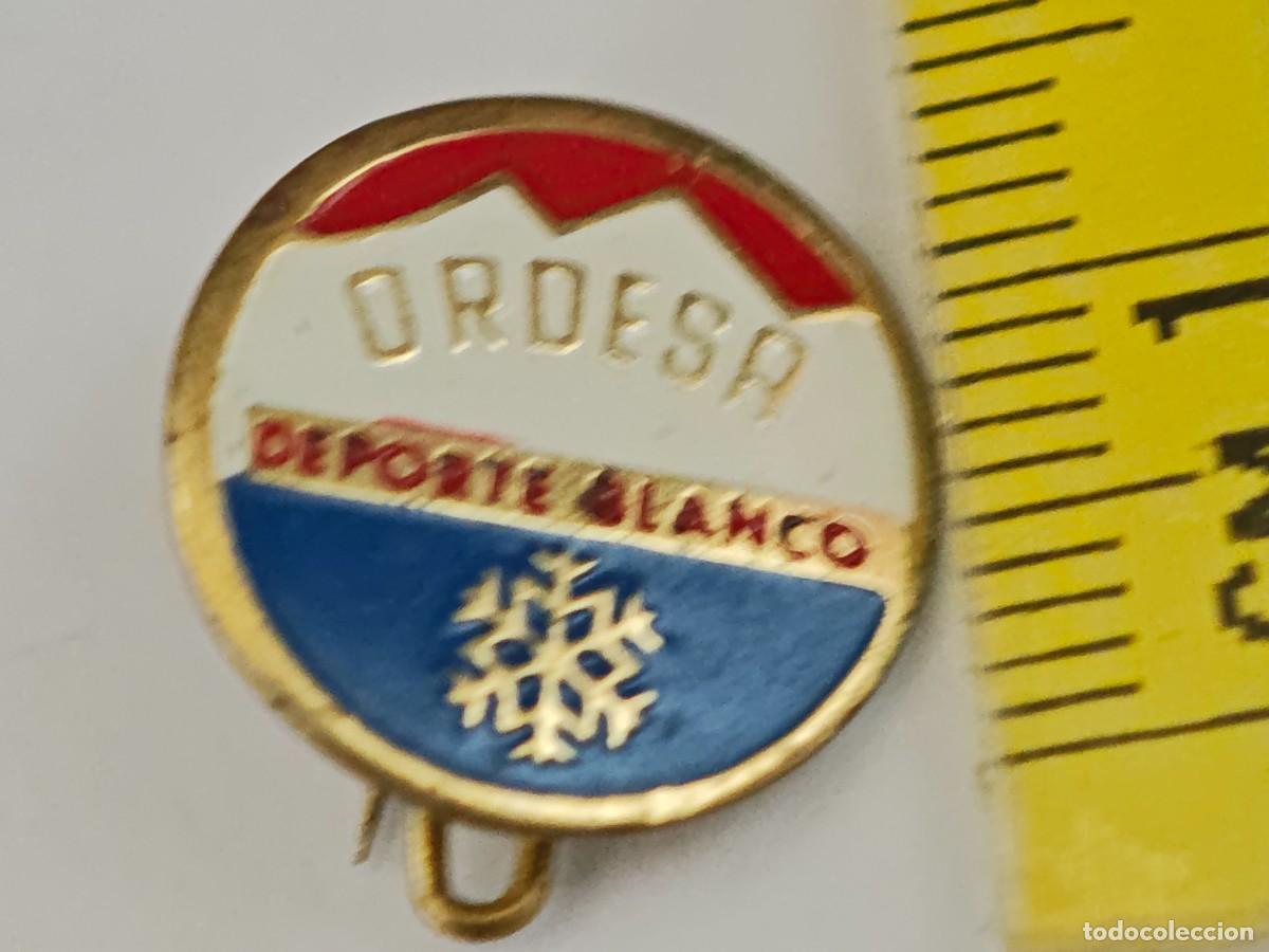 Pins de colecci&oacute;n: PIN ALFILER AGUJA SKY ODESA ESCUDO A&Ntilde;OS 60
